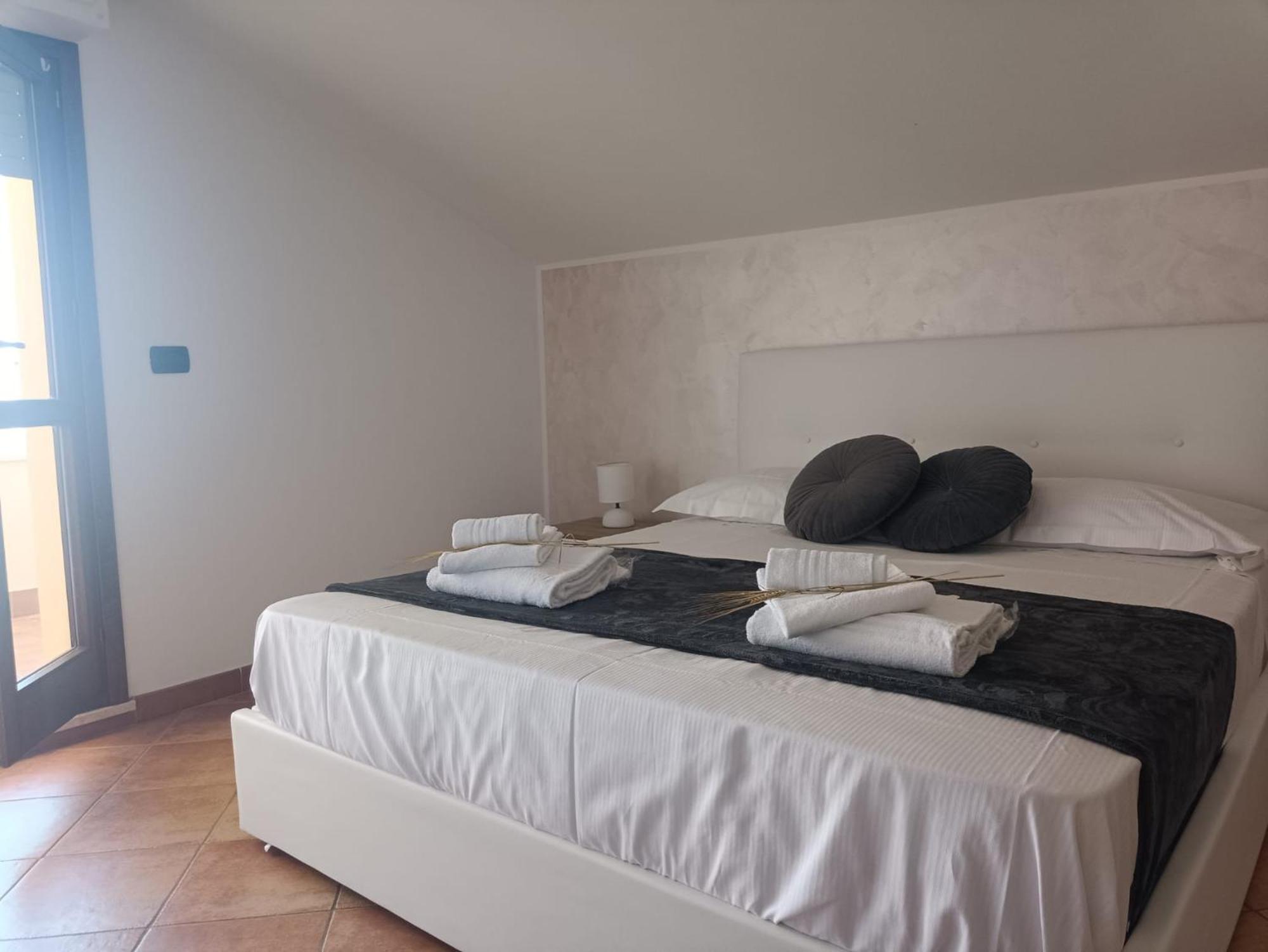Kennedy Family Apts Alghero Eksteriør billede