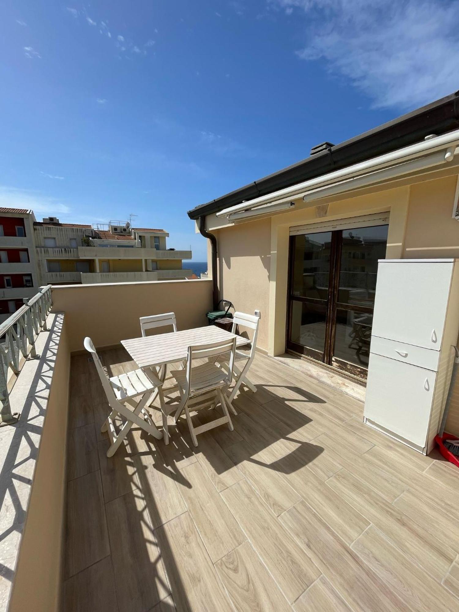 Kennedy Family Apts Alghero Eksteriør billede