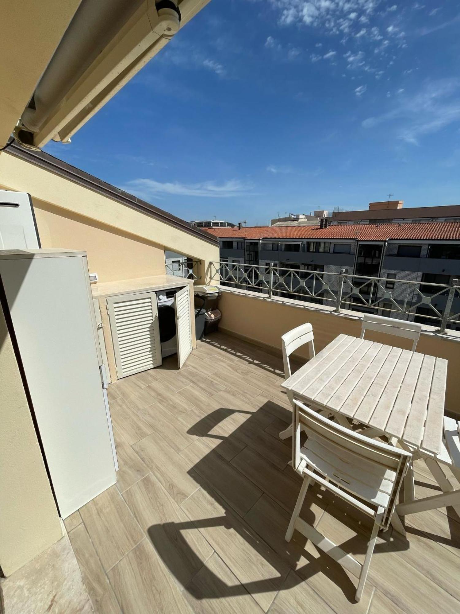 Kennedy Family Apts Alghero Eksteriør billede